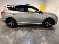 USED 2017 67 TOYOTA RAV4 2.0 D-4D Icon SUV 5dr Diesel Manual Euro 6 (s/s) (Safety Sense, Nav) (143 ps) Heated Seats-Climate Control-Toyota Service History