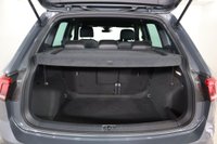 USED 2021 21 VOLKSWAGEN TIGUAN 1.5 TSI R-Line DSG Euro 6 (s/s) 5dr Parking Sensor, Heated Seats,