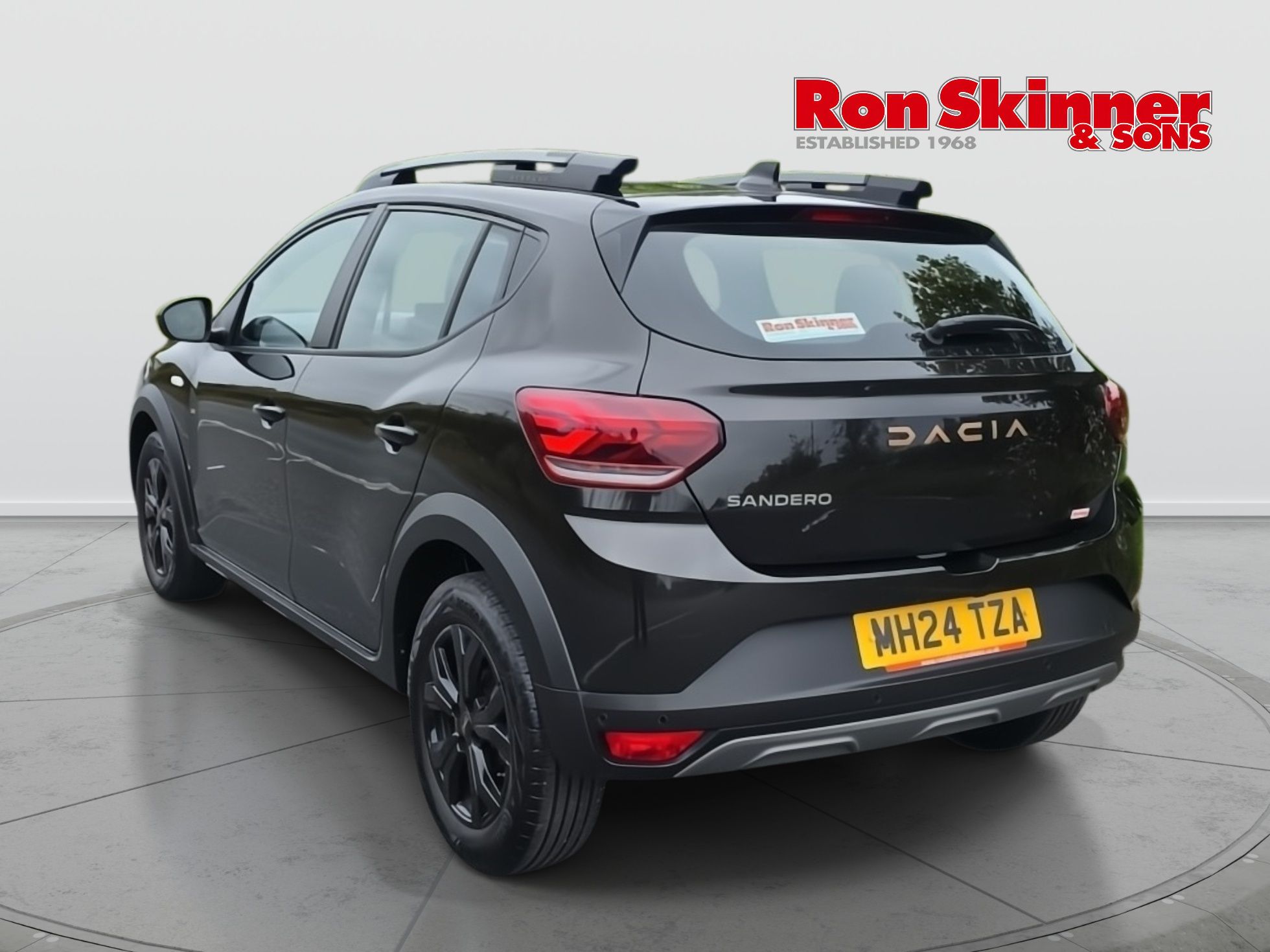 USED 2024 24 DACIA SANDERO STEPWAY 1.0 TCe EXTREME Hatchback 5dr Petrol Manual Euro 6 (s/s) (90 ps) 