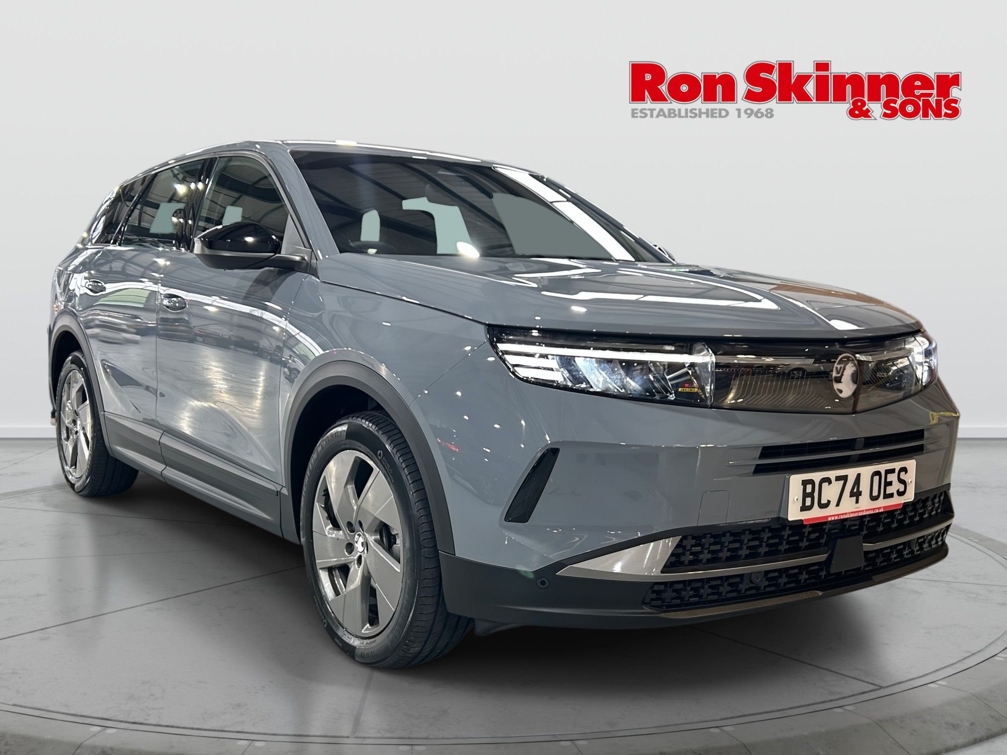 USED 2025 74 VAUXHALL GRANDLAND 1.2 Design SUV 5dr Petrol Hybrid e-DCT Euro 6 (s/s) (136 ps) 
