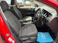 USED 2018 68 VOLKSWAGEN GOLF 1.6 TDI SE Nav Hatchback 5dr Diesel Manual Euro 6 (s/s) (115 ps) VERY ECONOMICAL SAT NAV APPLE CARPLAY ADAPTIVE CRUISE CONTROL AIR CON FRONT & REAR PARK SENSORS