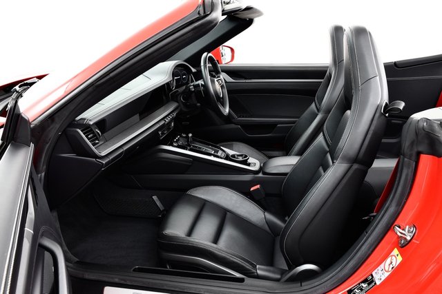 USED 2020 70 PORSCHE 911 3.0T 992 Carrera S Convertible 2dr Petrol PDK Euro 6 (s/s) (450 ps) FPSH | BOSE | Apple CP | LED's
