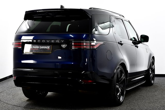 USED 2021 71 LAND ROVER DISCOVERY 3.0 D300 MHEV R-Dynamic SE SUV 5dr Diesel Auto 4WD Euro 6 (s/s) (300 ps) &pound;8k Extras | 1 Owner | FLRSH +