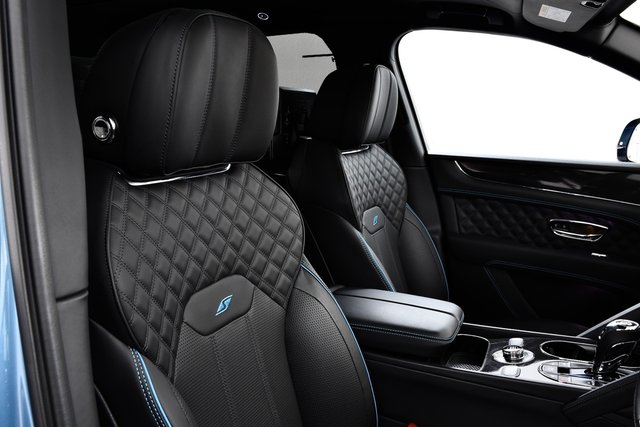 USED 2023 72 BENTLEY BENTAYGA 4.0 V8 S SUV 5dr Petrol Auto 4WD Euro 6 (s/s) (550 ps) &pound;57k Extras | Carbon/Naim/HUD