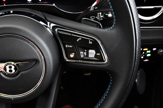 USED 2023 72 BENTLEY BENTAYGA 4.0 V8 S SUV 5dr Petrol Auto 4WD Euro 6 (s/s) (550 ps) &pound;57k Extras | Carbon/Naim/HUD