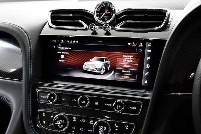 USED 2023 72 BENTLEY BENTAYGA 4.0 V8 S SUV 5dr Petrol Auto 4WD Euro 6 (s/s) (550 ps) &pound;57k Extras | Carbon/Naim/HUD