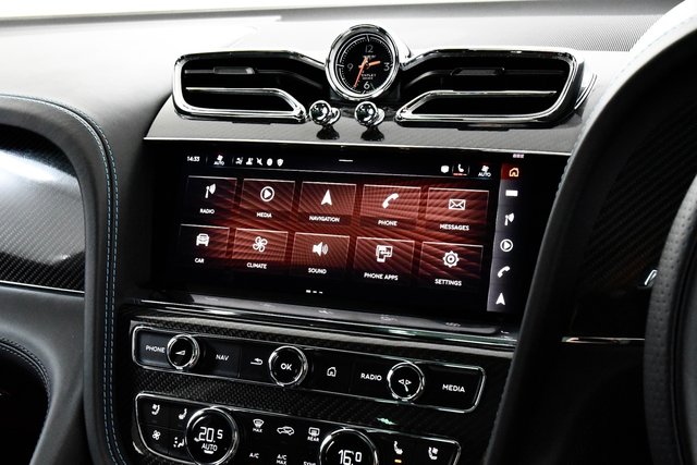 USED 2023 72 BENTLEY BENTAYGA 4.0 V8 S SUV 5dr Petrol Auto 4WD Euro 6 (s/s) (550 ps) &pound;57k Extras | Carbon/Naim/HUD