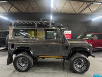 USED 2013 63 LAND ROVER DEFENDER 90 2.2 TDCi XS StationWagon 3dr Diesel Manual 4WD SWB Euro 5 (122 ps) 2013 LANDROVER DEFENDER 90 2.2 TDCI FACTORY XS STATIONWAGON - RARE HAVANA METALLIC - ONLY 61,800 MILES - LIFT KIT - MASAI SIDE STEPS - FLATDOG ROOF RACK - TERRAFIRMA WINCH - BOWLER ALLOY WHEELS - SHORTSHIFT - SOUNDPROOFING - REAR BILKHEAD MOD