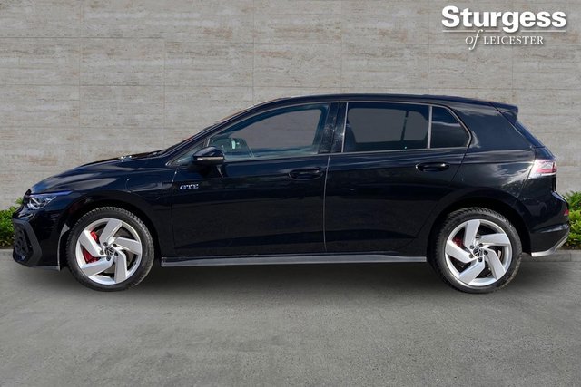 View our VOLKSWAGEN GOLF