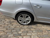 USED 2014 64 SKODA SUPERB 2.0 TDI Elegance Estate 5dr Diesel Manual Euro 5 (s/s) (170 ps) 72000 Miles Full Service History+Full Leather+Heated Seats+Navigation+Towbar Fitted