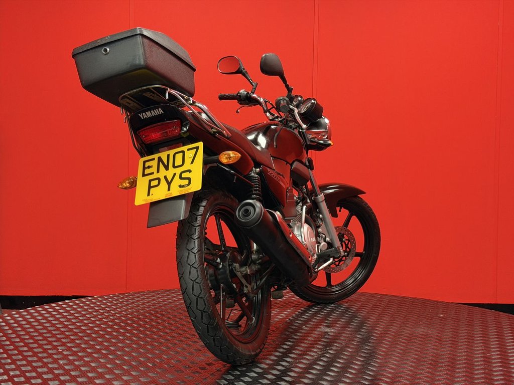 USED 2007 07 YAMAHA YBR 125 TRADE BIKES AT TRADE PRICES TOP BOX - LOW MILEAGE