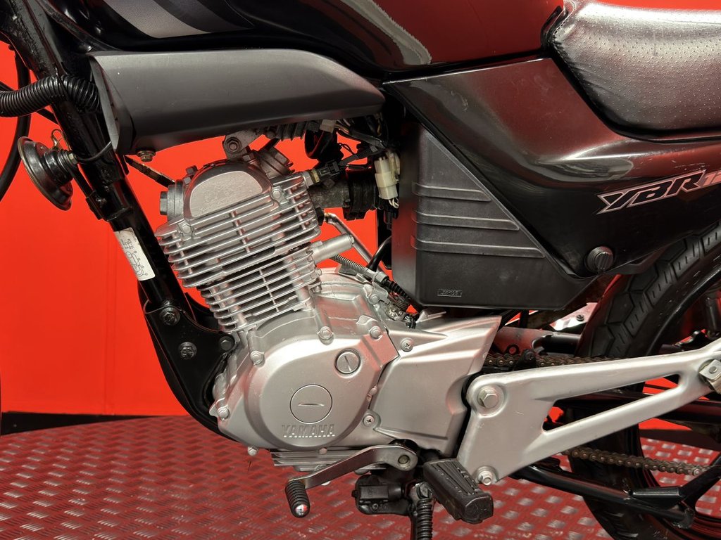 USED 2007 07 YAMAHA YBR 125 TRADE BIKES AT TRADE PRICES TOP BOX - LOW MILEAGE