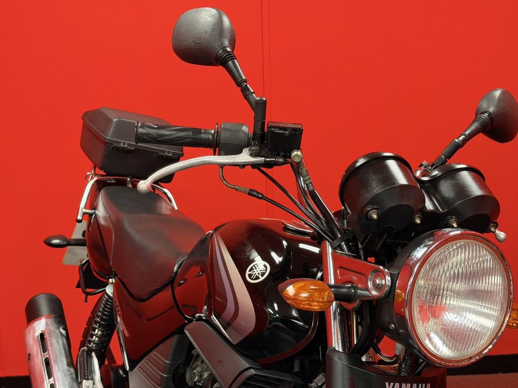 USED 2007 07 YAMAHA YBR 125 TRADE BIKES AT TRADE PRICES TOP BOX - LOW MILEAGE