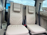 USED 2013 63 LAND ROVER DISCOVERY 4 3.0 SD V6 HSE SUV 5dr Diesel Auto 4WD Euro 5 (255 bhp) A Well Presented and Cared for Example in an Attractive Colour Combination with a Documented Service History