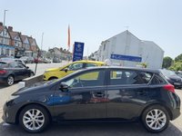 USED 2013 13 TOYOTA AURIS 1.33 DUAL VVT-i ICON 5dr **11 SERVICES RECORDED** * L&C GROUP SHALL BEAT ANY 'WE BUY CARS VALUATION' FOR YOUR PART EXCHANGE *