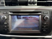 USED 2013 13 TOYOTA AURIS 1.33 DUAL VVT-i ICON 5dr **11 SERVICES RECORDED** * L&C GROUP SHALL BEAT ANY 'WE BUY CARS VALUATION' FOR YOUR PART EXCHANGE *