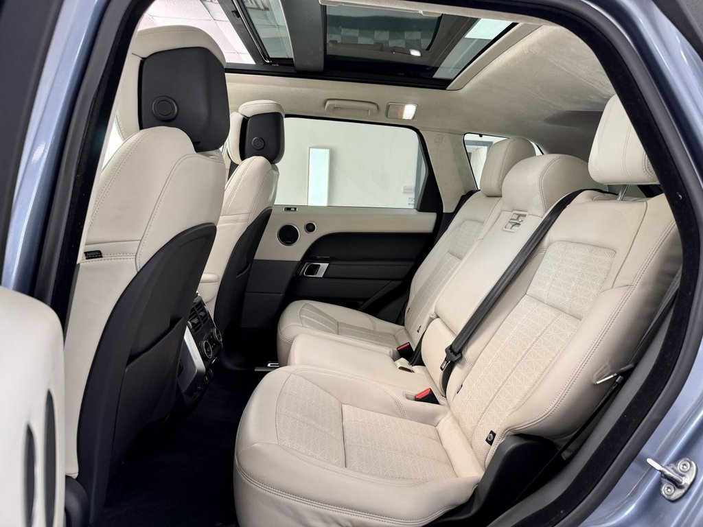 USED 2018 68 LAND ROVER RANGE ROVER SPORT 3.0 SD V6 Autobiography Dynamic SUV 5dr Diesel Auto 4WD Euro 6 (s/s) (306 ps) 