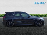 USED 2022 22 BMW X5 3.0 45e 24kWh M Sport SUV 5dr Petrol Plug-in Hybrid Auto xDrive Euro 6 (s/s) (394 ps) M PERFORMANCE BODY KIT+TECH&PRO PK
