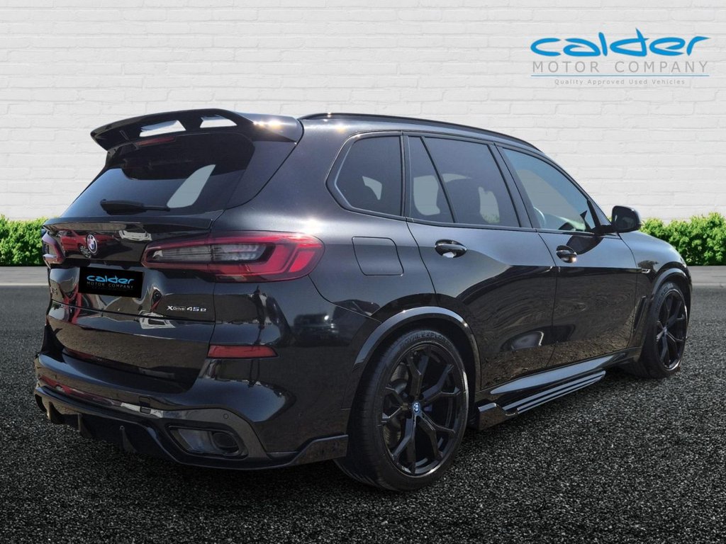 USED 2022 22 BMW X5 3.0 45e 24kWh M Sport SUV 5dr Petrol Plug-in Hybrid Auto xDrive Euro 6 (s/s) (394 ps) M PERFORMANCE BODY KIT+TECH&PRO PK