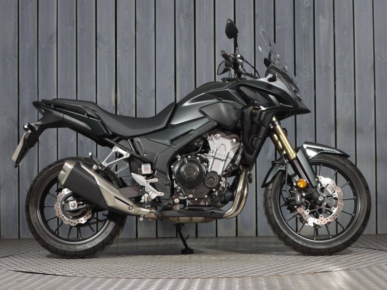 HONDA CB500X