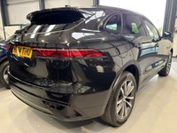 USED 2024 24 JAGUAR F-PACE 2.0 D200 MHEV R-Dynamic SE Black SUV 5dr Diesel Auto AWD Euro 6 (s/s) (204 ps) 