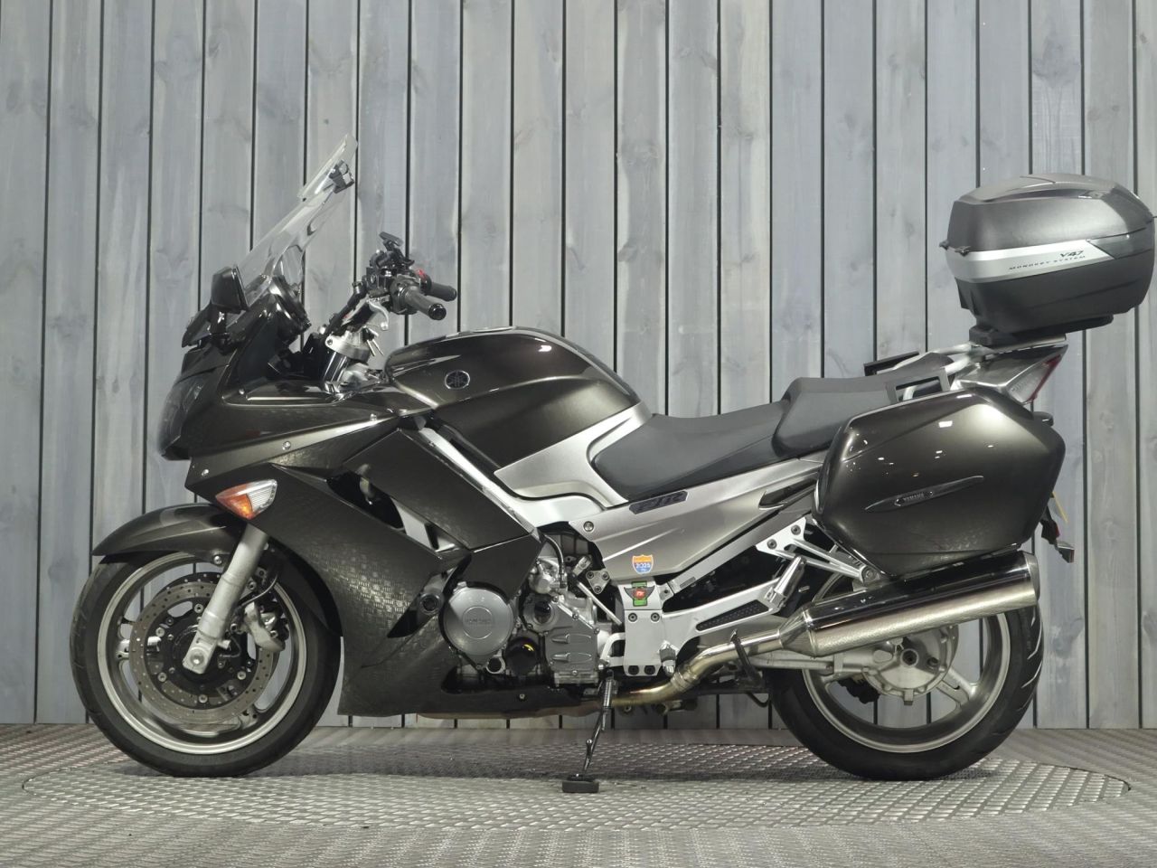 YAMAHA FJR1300