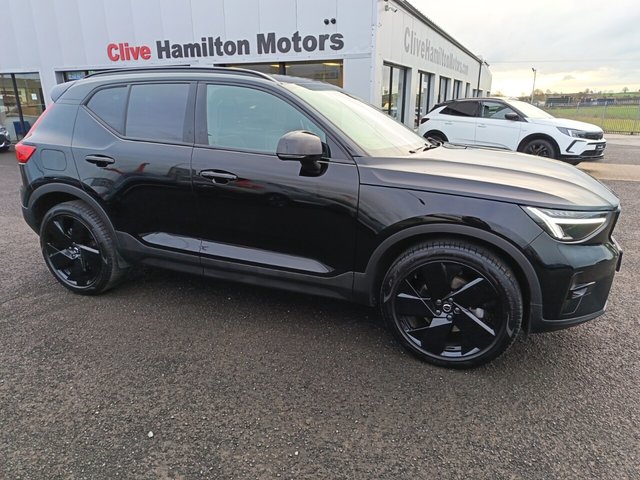 View our VOLVO XC40