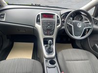 USED 2011 61 VAUXHALL ASTRA 1.4 16v Excite Hatchback 5dr Petrol Manual Euro 5 (100 ps) WELL MAINTAINED