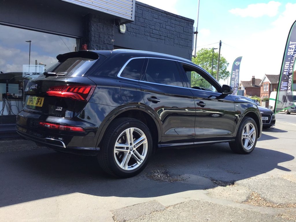 USED 2017 67 AUDI Q5 2.0 TDI S line SUV 5dr Diesel S Tronic quattro Euro 6 (s/s) (190 ps) 