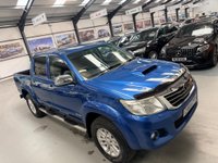 USED 2015 64 TOYOTA HILUX 3.0 D-4D Invincible 4WD Euro 5 4dr 2 OWN. SERVICE HISTORY NO VAT