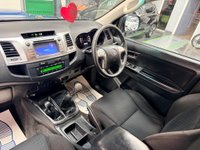 USED 2015 64 TOYOTA HILUX 3.0 D-4D Invincible 4WD Euro 5 4dr 2 OWN. SERVICE HISTORY NO VAT