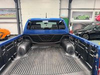 USED 2015 64 TOYOTA HILUX 3.0 D-4D Invincible 4WD Euro 5 4dr 2 OWN. SERVICE HISTORY NO VAT