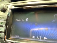 USED 2015 64 TOYOTA HILUX 3.0 D-4D Invincible 4WD Euro 5 4dr 2 OWN. SERVICE HISTORY NO VAT