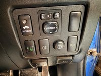 USED 2015 64 TOYOTA HILUX 3.0 D-4D Invincible 4WD Euro 5 4dr 2 OWN. SERVICE HISTORY NO VAT