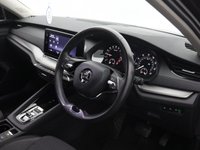 USED 2023 72 SKODA OCTAVIA 2.0 TDI SE Estate 5dr Diesel DSG Euro 6 (s/s) (116 ps) APPLE CARPLAY | BLUETOOTH