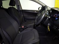 USED 2017 17 HYUNDAI I10 1.2 Premium SE Hatchback 5dr Petrol Manual Euro 6 (87 ps) 1 OWNER-9 SERVICES-SAT NAV-DAB-HEATED SEATS+STEERING WHEEL-SUNROOF