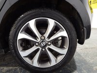 USED 2017 17 HYUNDAI I10 1.2 Premium SE Hatchback 5dr Petrol Manual Euro 6 (87 ps) 1 OWNER-9 SERVICES-SAT NAV-DAB-HEATED SEATS+STEERING WHEEL-SUNROOF