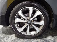 USED 2017 17 HYUNDAI I10 1.2 Premium SE Hatchback 5dr Petrol Manual Euro 6 (87 ps) 1 OWNER-9 SERVICES-SAT NAV-DAB-HEATED SEATS+STEERING WHEEL-SUNROOF