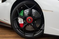 USED 2018 68 LAMBORGHINI HURACAN 5.2 V10 LP 640-4 Performante 