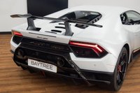 USED 2018 68 LAMBORGHINI HURACAN 5.2 V10 LP 640-4 Performante 