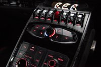 USED 2018 68 LAMBORGHINI HURACAN 5.2 V10 LP 640-4 Performante 