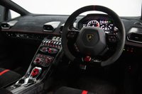 USED 2018 68 LAMBORGHINI HURACAN 5.2 V10 LP 640-4 Performante 