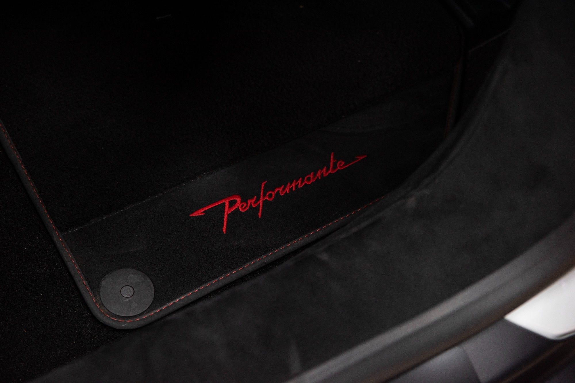 USED 2018 68 LAMBORGHINI HURACAN 5.2 V10 LP 640-4 Performante 