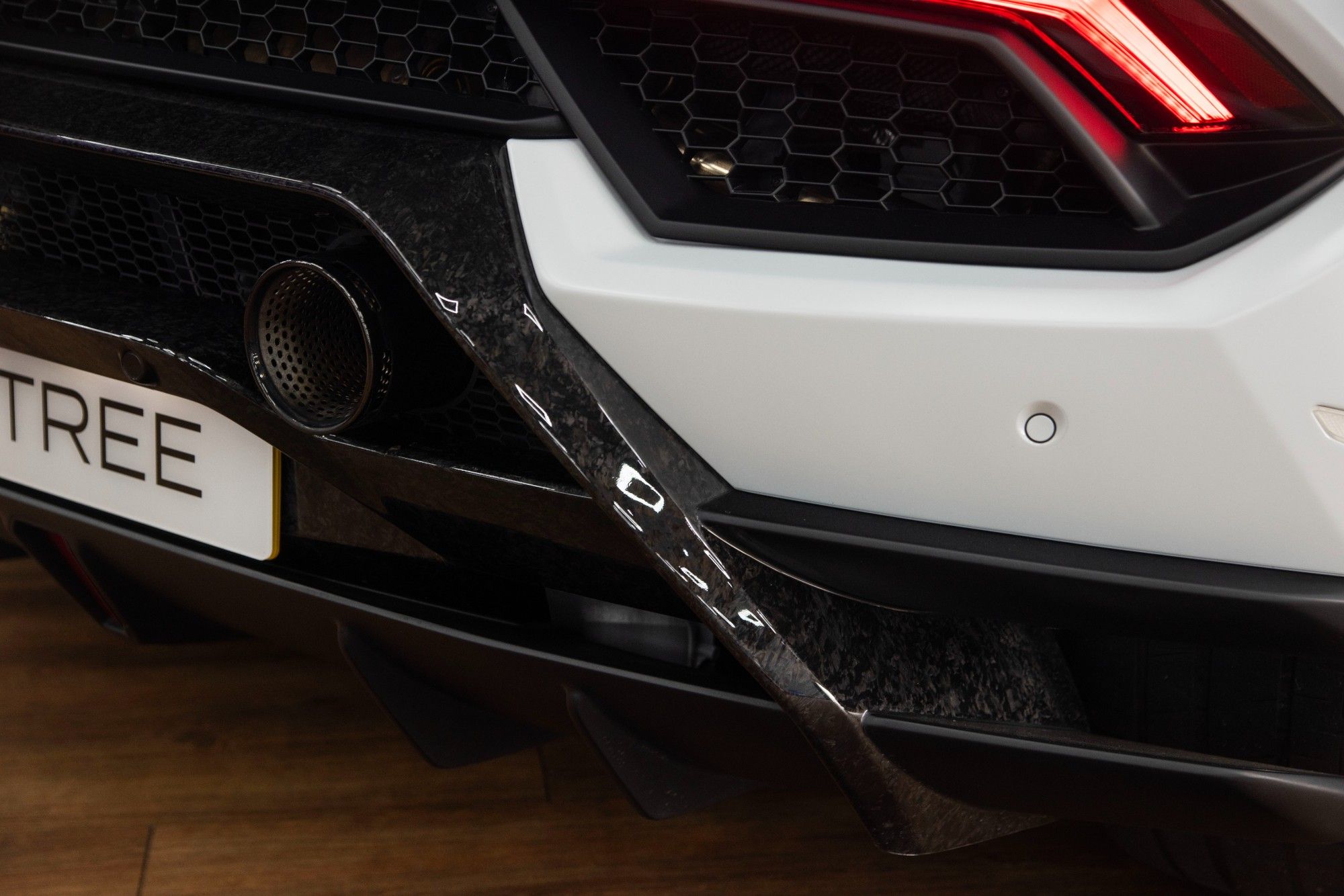 USED 2018 68 LAMBORGHINI HURACAN 5.2 V10 LP 640-4 Performante 