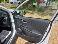 USED 2018 18 HYUNDAI KONA 1.0 T-GDi Blue Drive SE SUV 5dr Petrol Manual Euro 6 (s/s) (120 ps) 