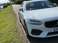 USED 2019 69 VOLVO V90 2.0 D4 R-Design Estate 5dr Diesel Auto Euro 6 (s/s) (190 ps) **FULL LEATHER HEATED SEATS - SAT NAV - CRUISE CONTROL**