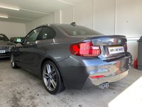 USED 2017 10 BMW 2 SERIES 2.0 220d M Sport Coupe 2dr Diesel Manual Euro 6 (s/s) (190 ps) Great value - M Sport