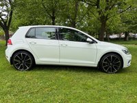 USED 2018 18 VOLKSWAGEN GOLF 1.6 TDI S Hatchback 5dr Diesel Manual Euro 6 (s/s) (115 ps) 2 OWNERS F.S.H 8&rdquo; COLOUR TOUCH SCREEN