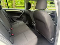 USED 2018 18 VOLKSWAGEN GOLF 1.6 TDI S Hatchback 5dr Diesel Manual Euro 6 (s/s) (115 ps) 2 OWNERS F.S.H 8&rdquo; COLOUR TOUCH SCREEN