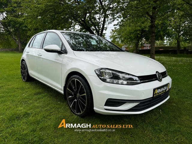 View our Volkswagen Golf 1.6 TDI S Hatchback 5dr Diesel Manual Euro 6 (s/s) (115 ps)